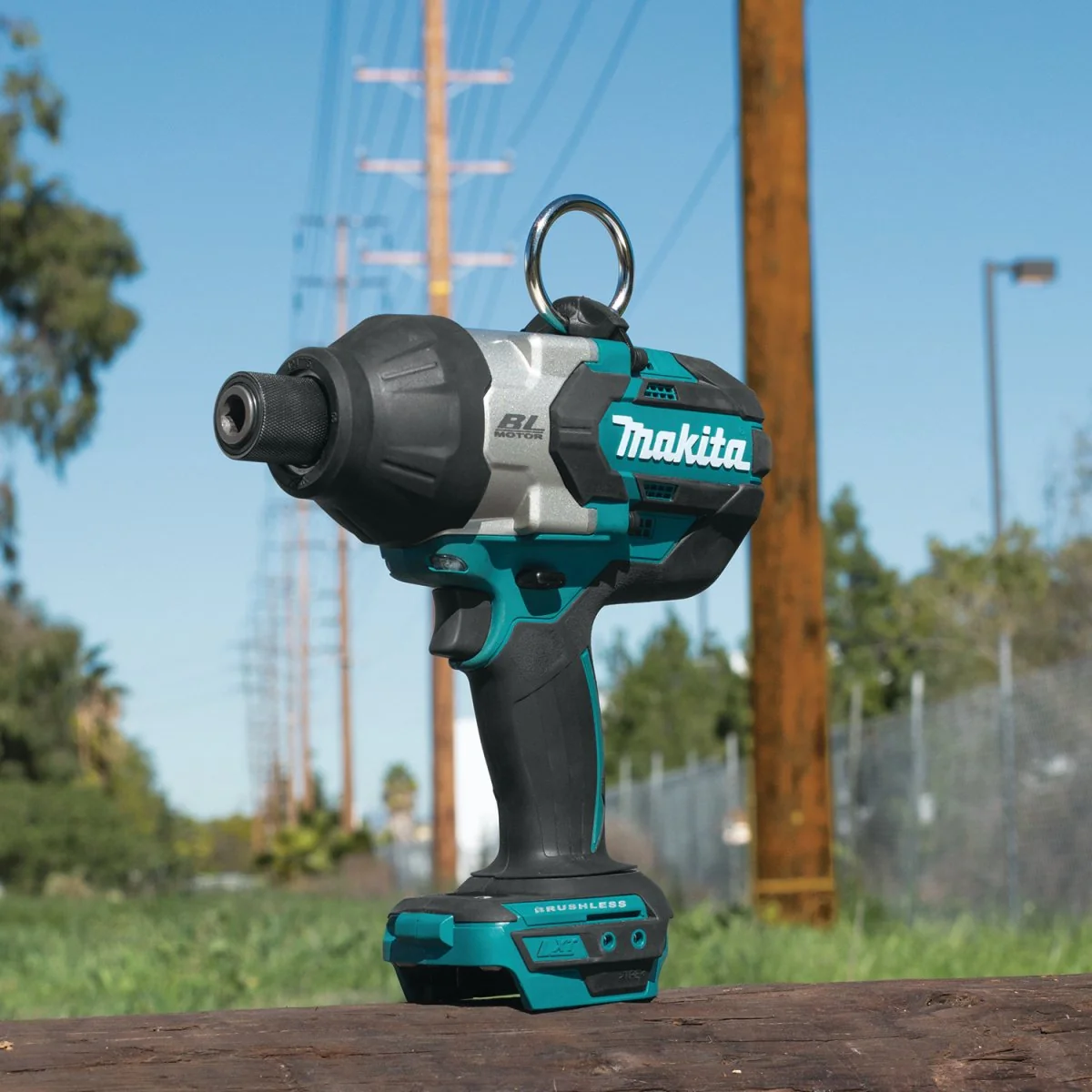 Makita 18V Impact Wrench High-Torque 7/16" Hex